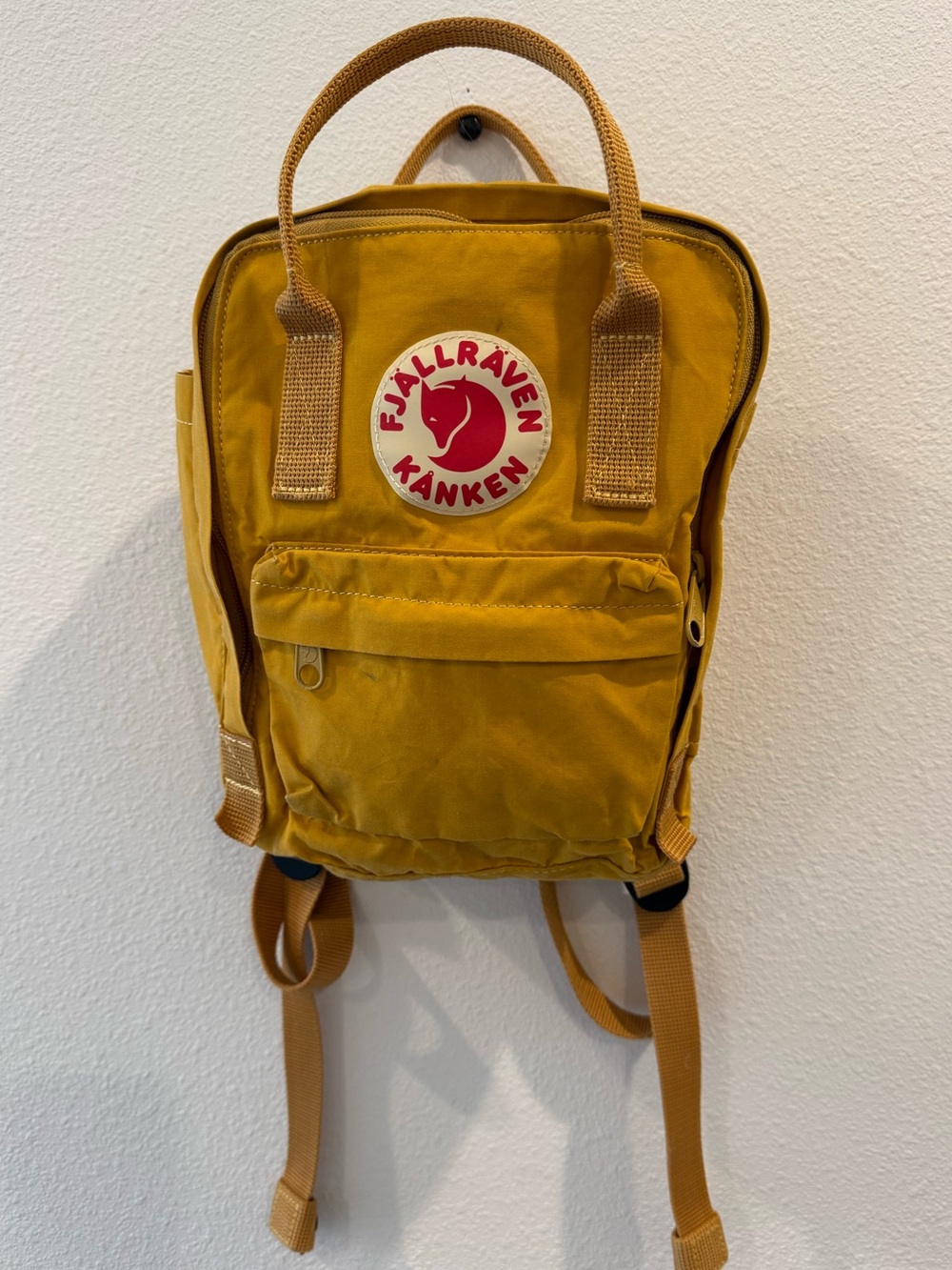 Fjällräven Kånken Mini Backpack Mustard Yellow Kids Small Daypack